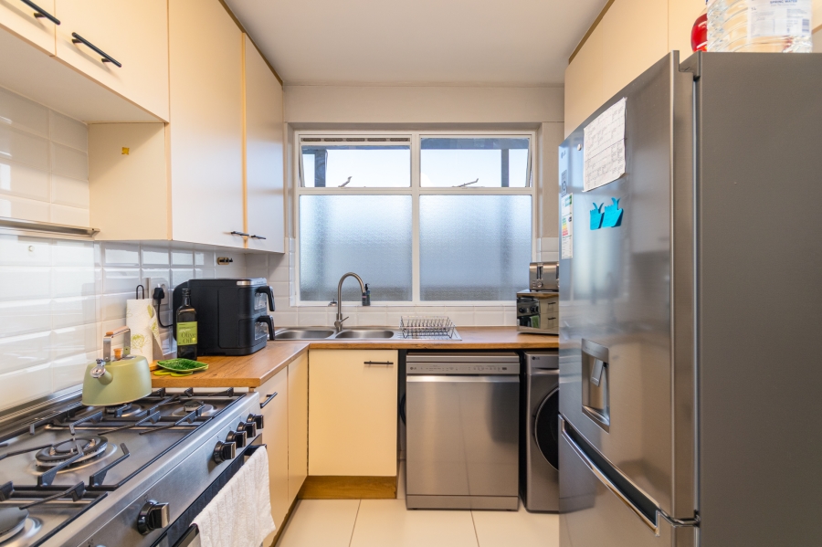 2 Bedroom Property for Sale in Wynberg Upper Western Cape